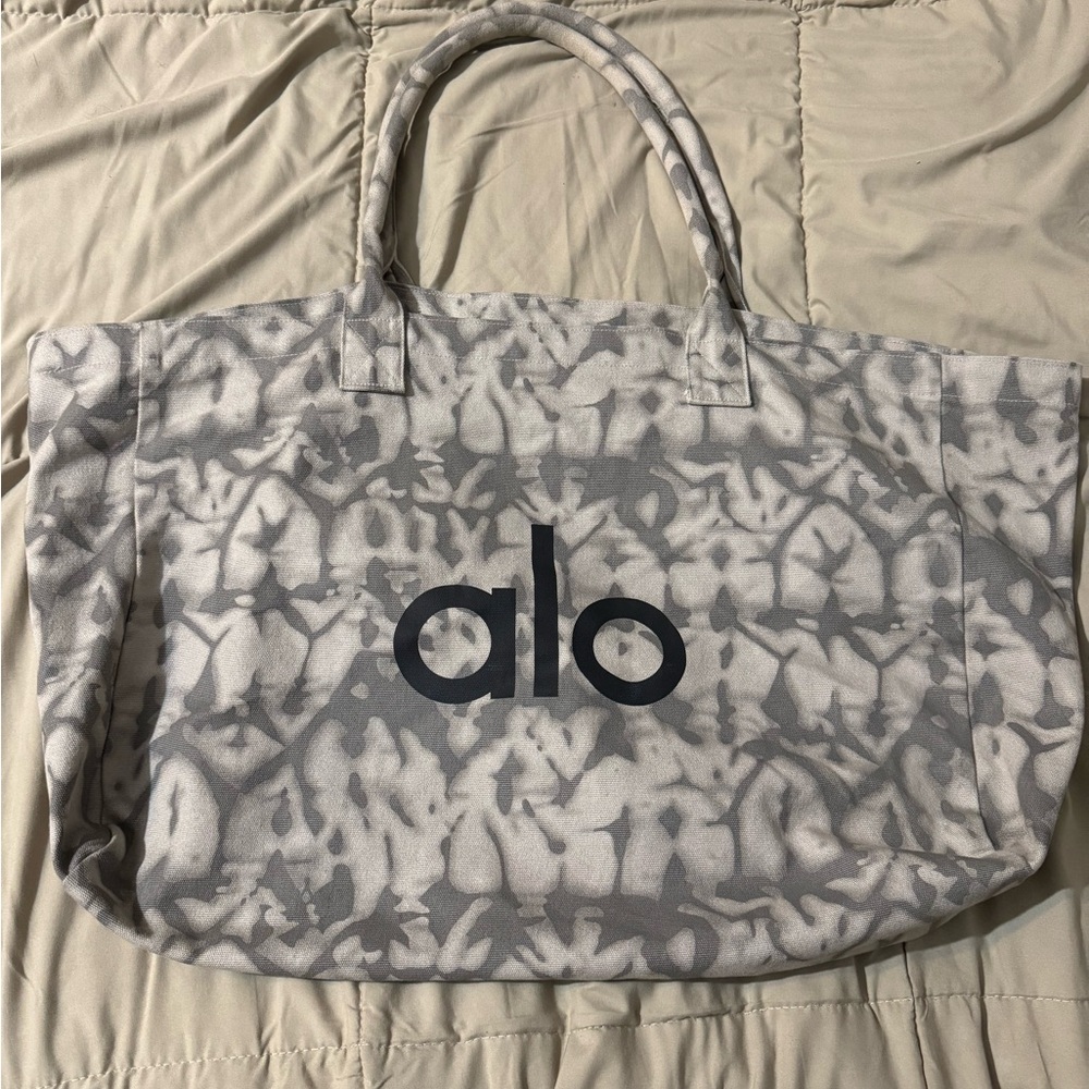 ALO Yoga Marble Pattern Tote Bag